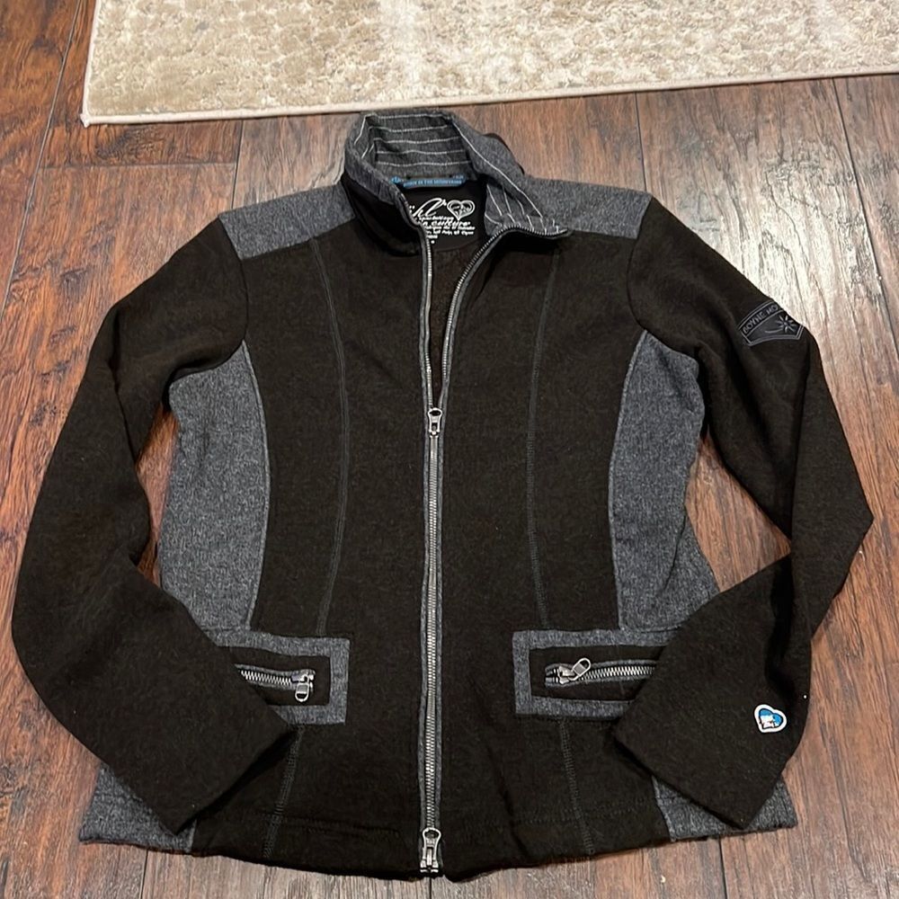 Kuhl Zip up Fleece Jacket size S in‎ EUC best outdoor brand born in the mountain
